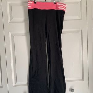 Victoria’s Secret PINK YOGA pants